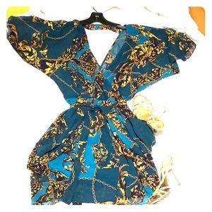 bebe Kimono sleeve print dress size S